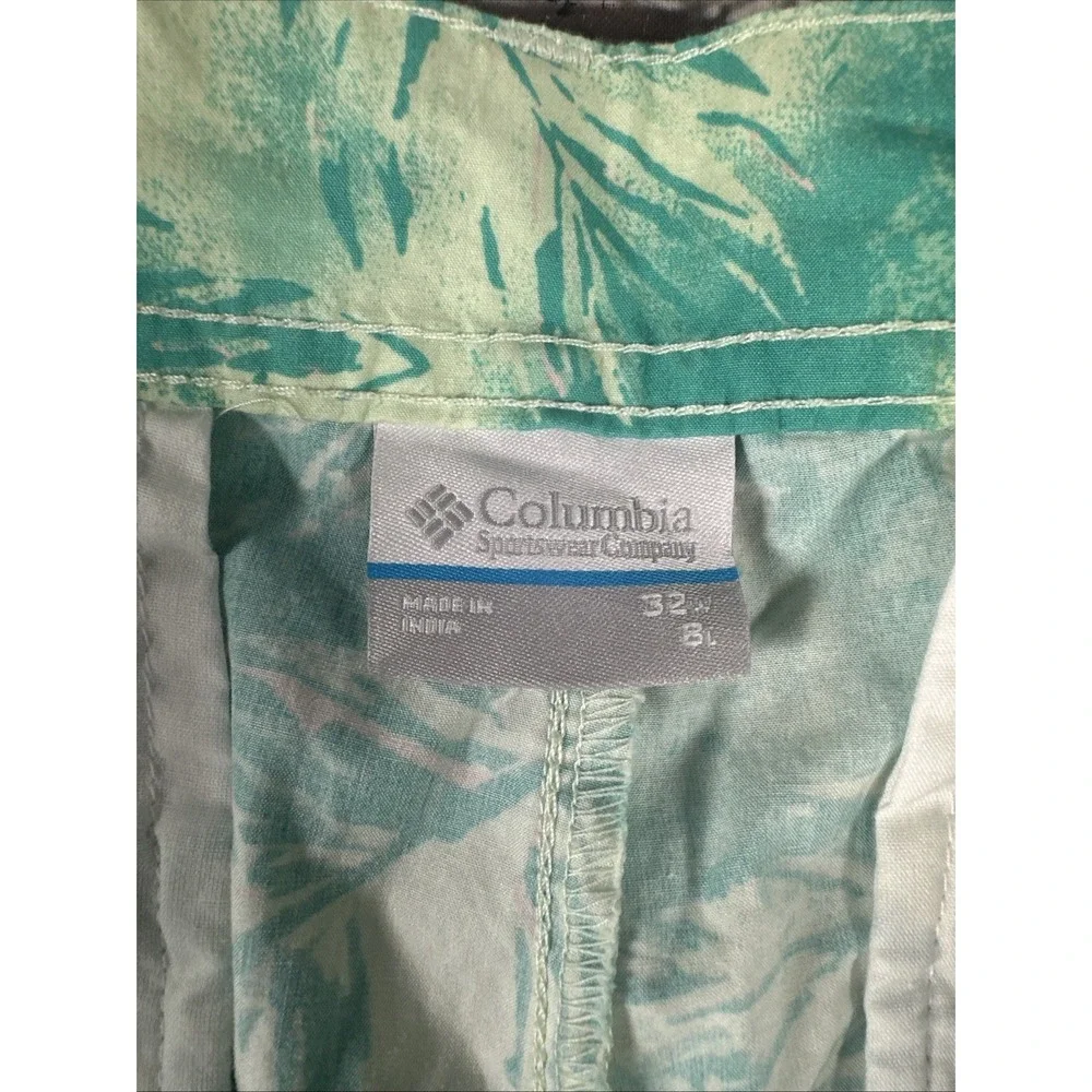 Columbia Men's Washed Out Printed Short  Ice Green SKETCHY Palms Print Size 32